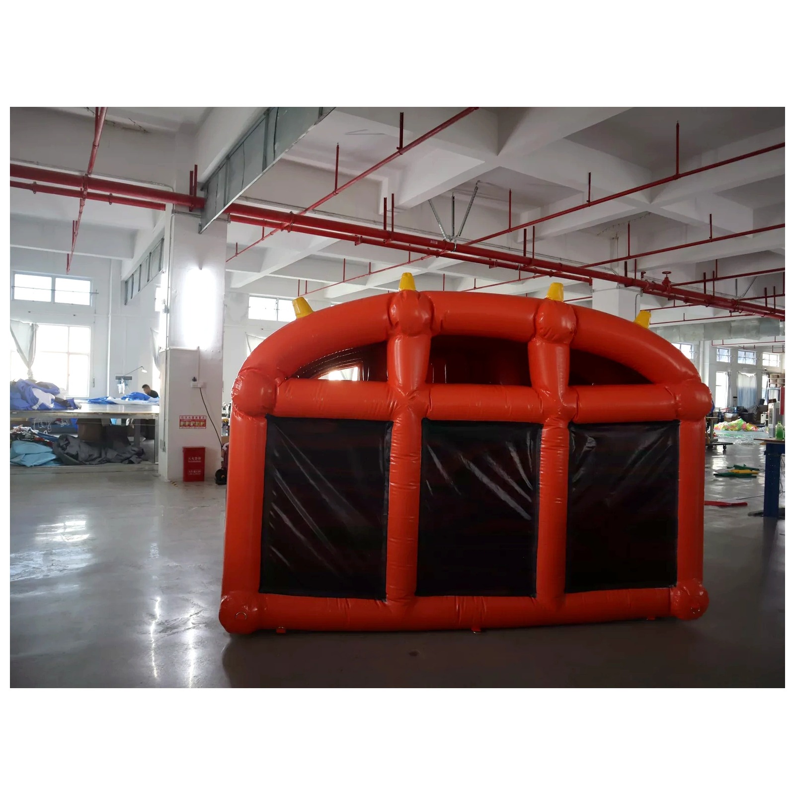Large Orange Inflatable Maze 3 - Outdoor Adventure Rentals recension och pris